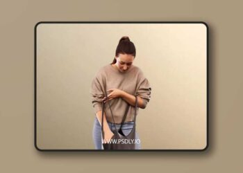 Casual Woman Searching In Her Bag low poly 3d model