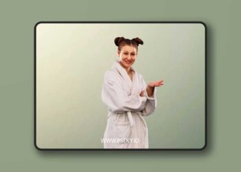 Talking Woman Wearing A Bathrobe low poly 3d Model